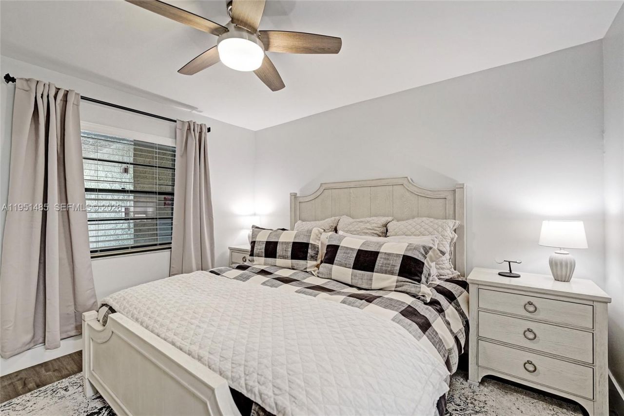 10501 W Broward Blvd, Unit 406, Plantation, FL 33324 Photo