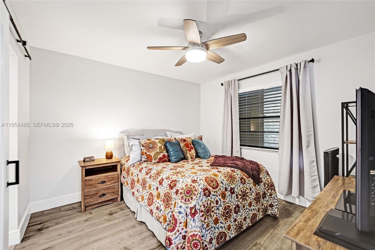 10501 W Broward Blvd, Unit 406, Plantation, FL 33324 Photo