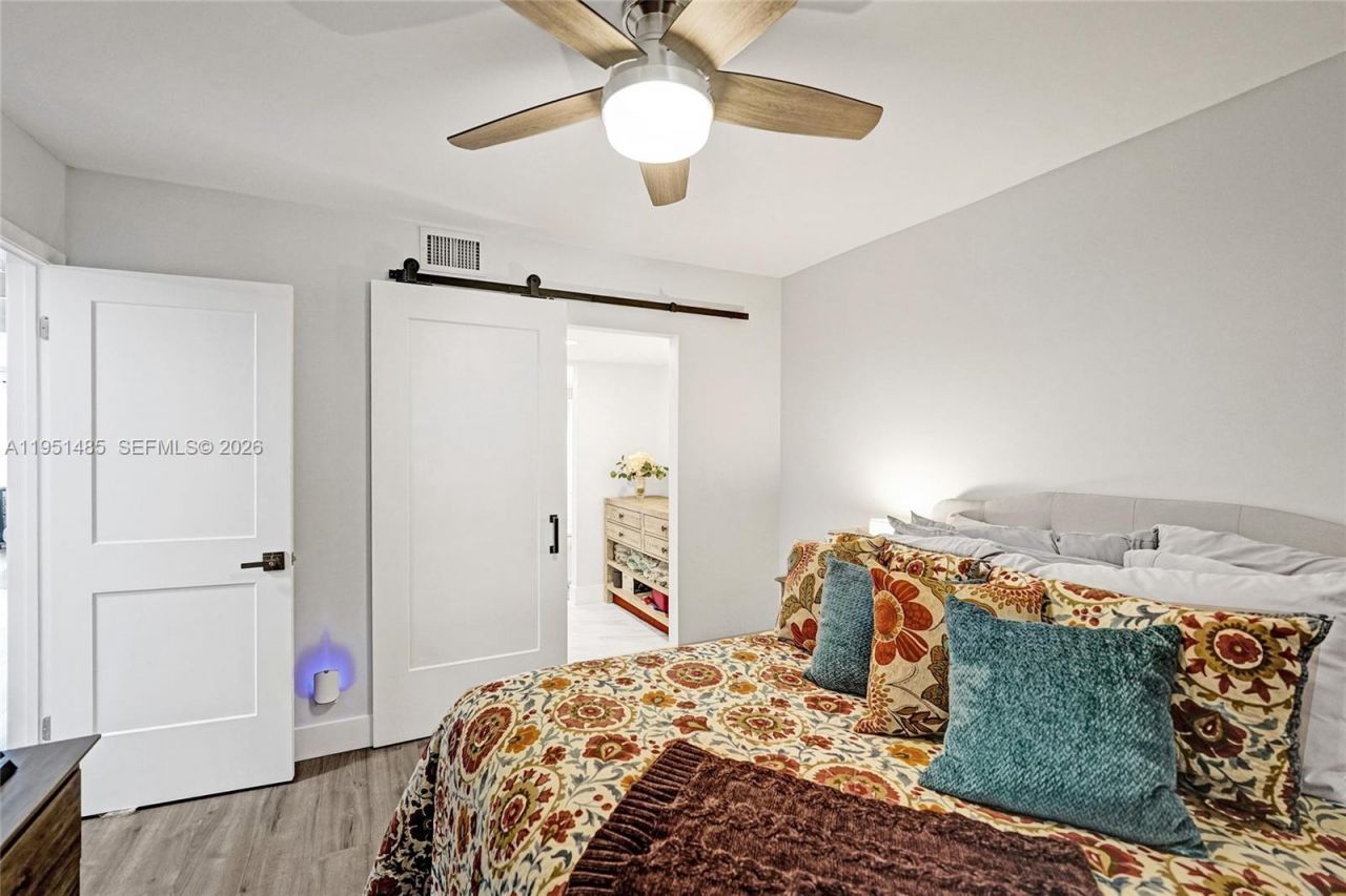 10501 W Broward Blvd, Unit 406, Plantation, FL 33324 Photo