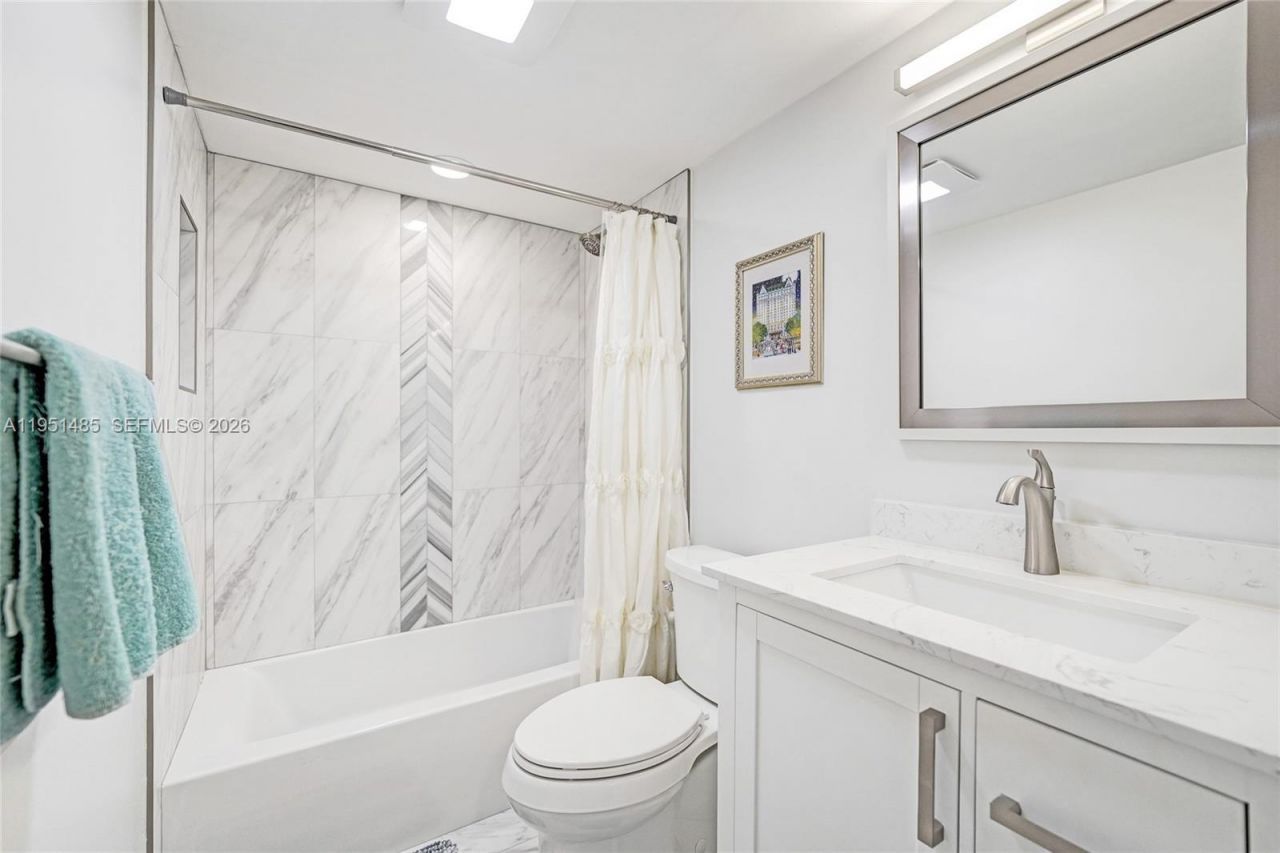 10501 W Broward Blvd, Unit 406, Plantation, FL 33324 Photo