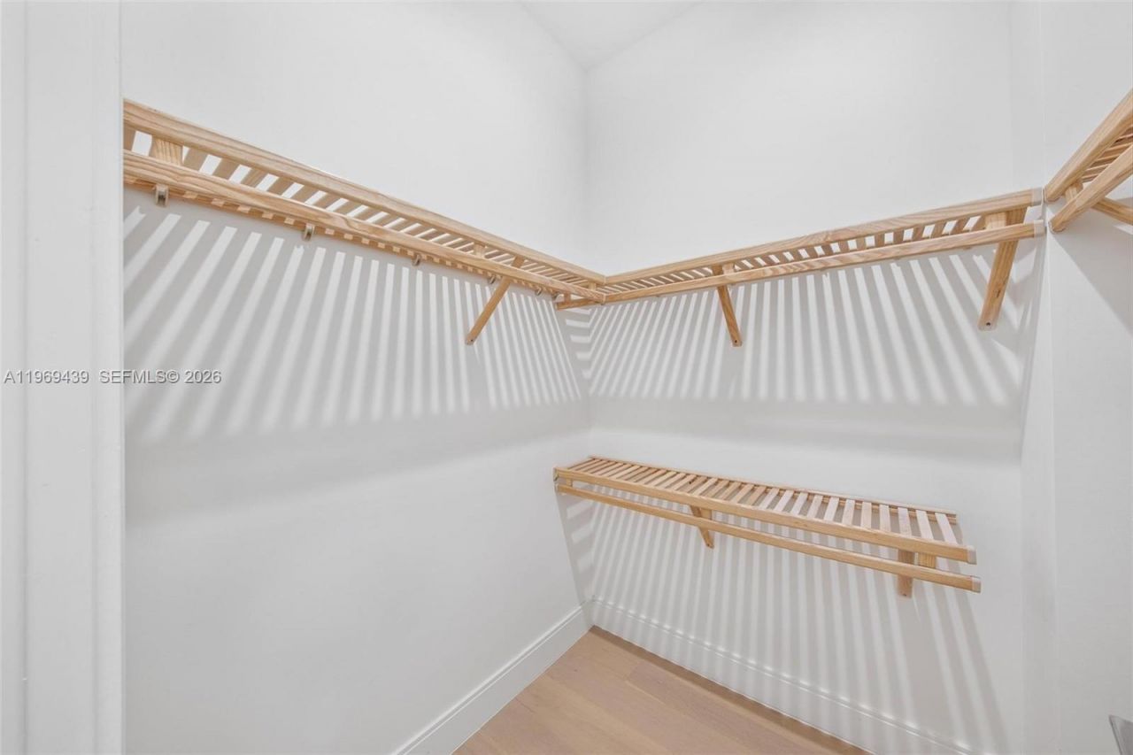 8120 NW 43rd St , Doral, FL 33166 Photo