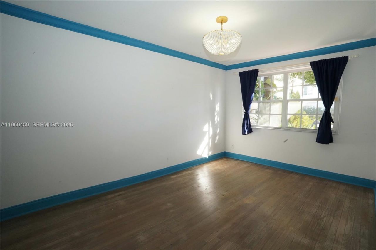 1605 Michigan Ave, Unit 929, Miami Beach, FL 33139 Photo