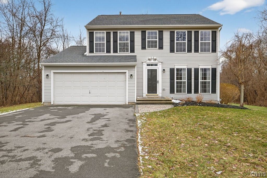 4848 Yenny Road, Syracuse, NY 13215 Main Photo