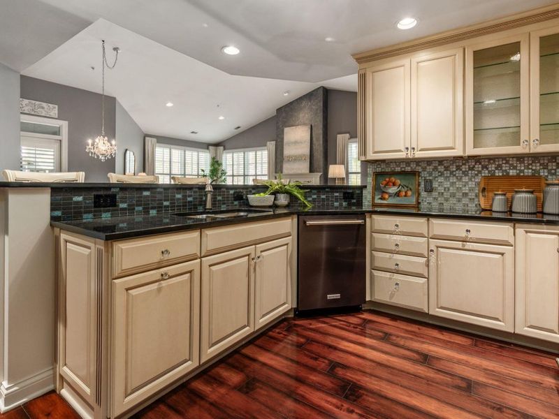 8144 Mount Air Place, Columbus, OH 43235 Photo 17