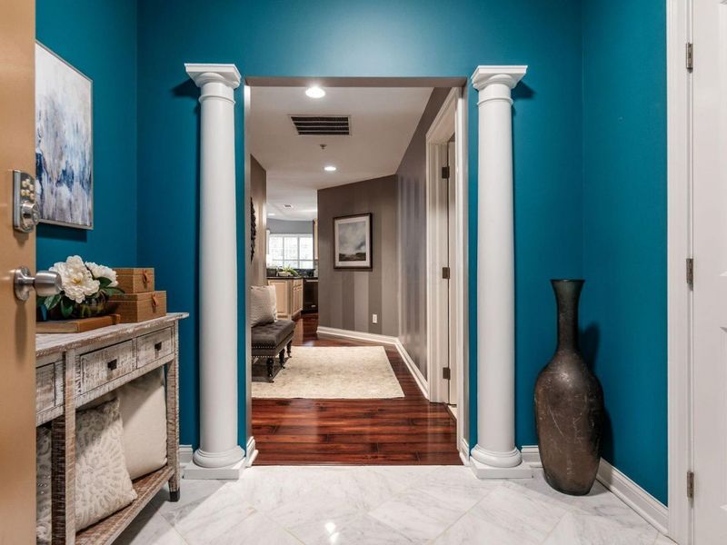 8144 Mount Air Place, Columbus, OH 43235 Photo 3