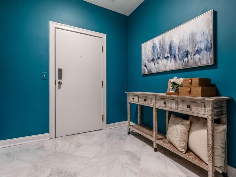 8144 Mount Air Place, Columbus, OH 43235 Photo 4