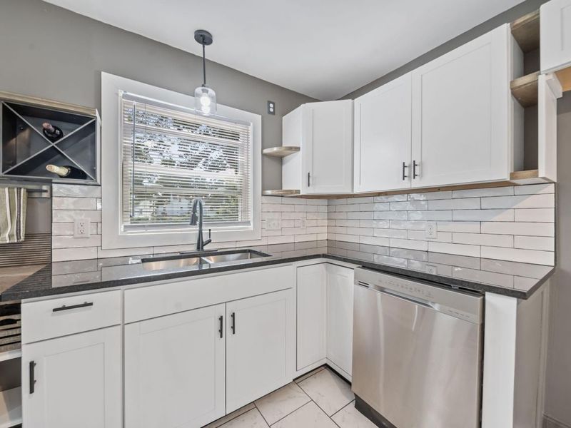 1671 E Brighton Road, Columbus, OH 43224 Photo 17