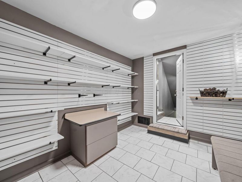 1671 E Brighton Road, Columbus, OH 43224 Photo 19