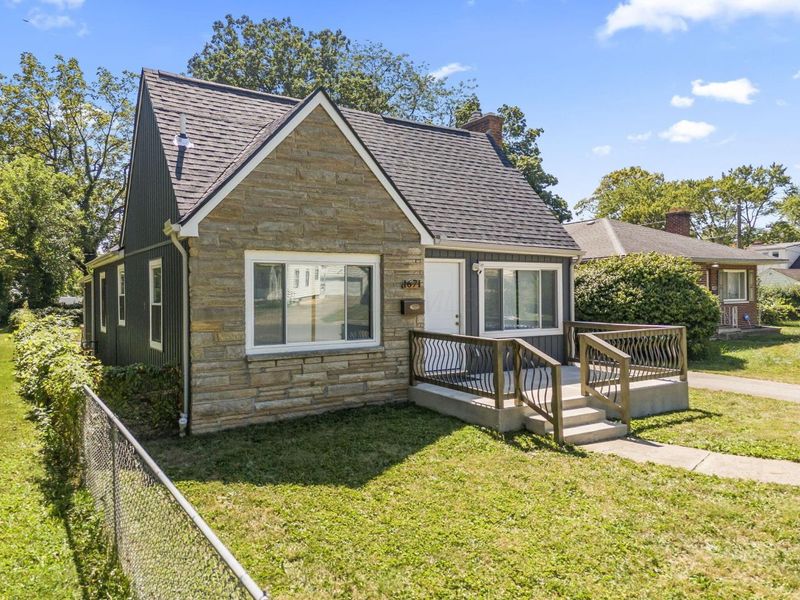 1671 E Brighton Road, Columbus, OH 43224 Photo 2