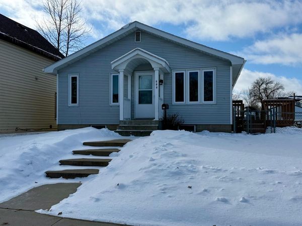 508 Elm Street S, Sauk Centre, MN 56378