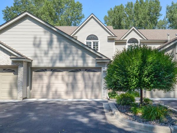 9860 Palm Street NW, Coon Rapids, MN 55433