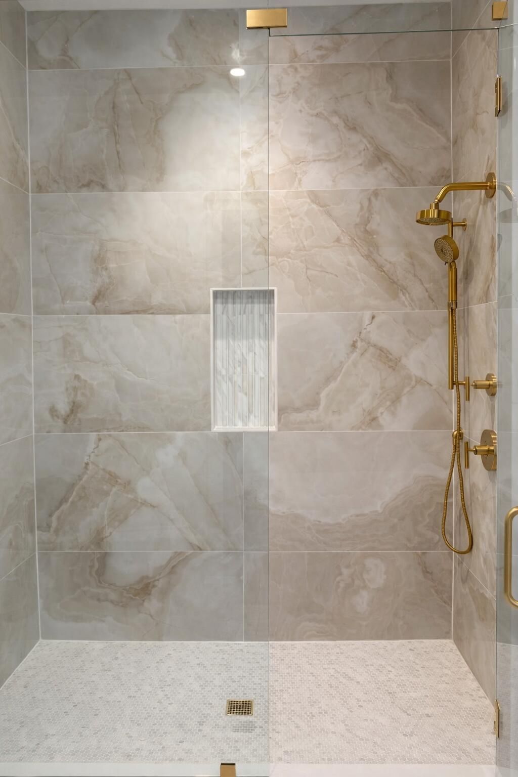 54 Church Street Photo 32