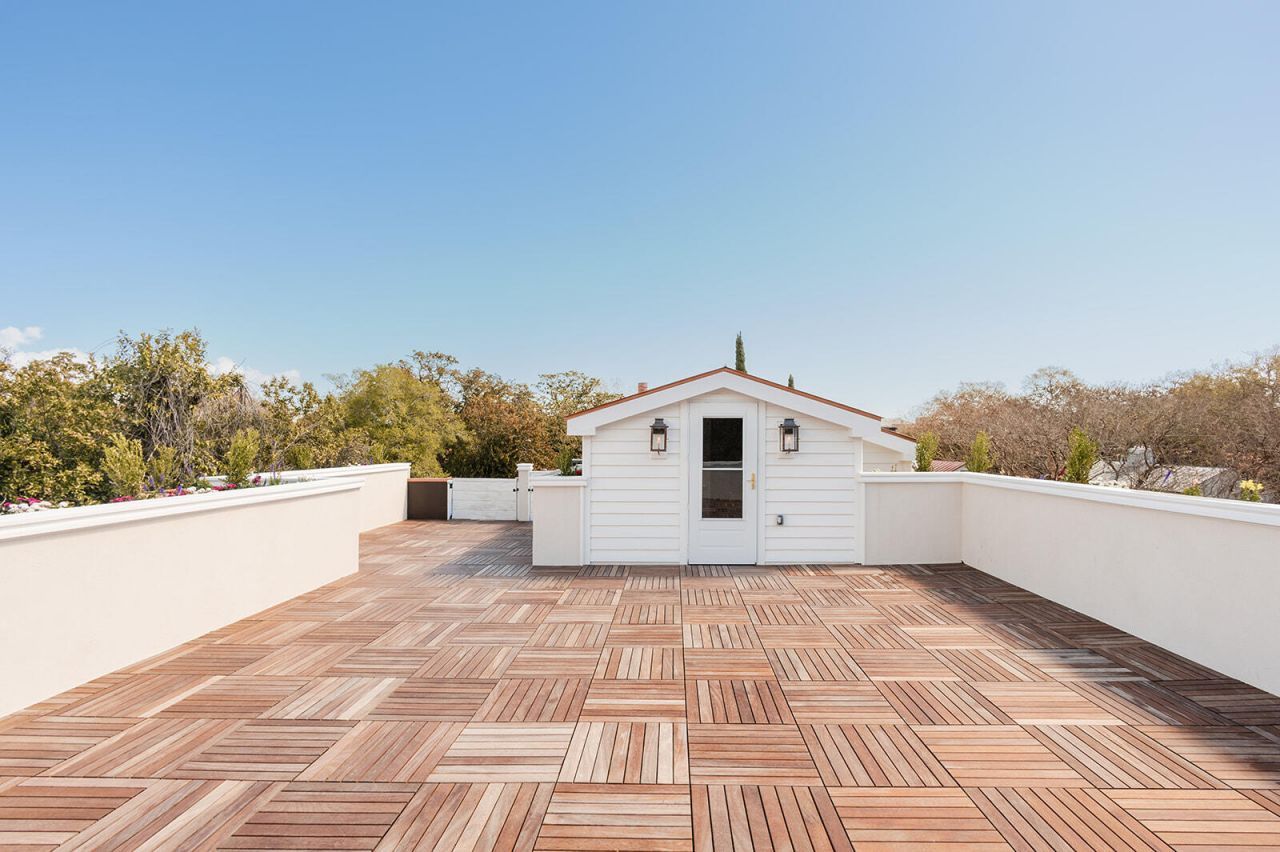 54 Church Street Photo 96