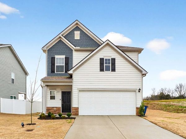 225 Hillview Ave, Shelbyville, TN 37160