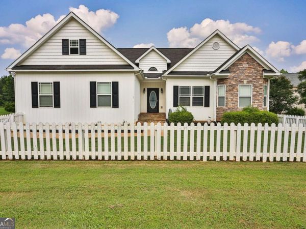 501 Grace Court, Temple, GA 30179