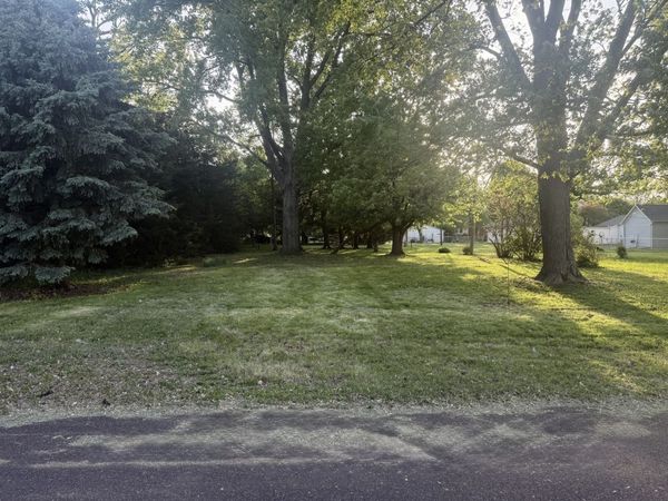 109 S Eastern Avenue, Minier, IL 61759