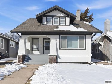 2874 Mary Street, Omaha, NE 68116