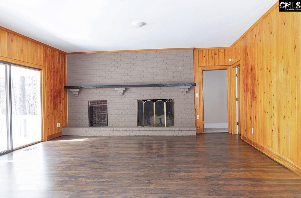 1560 Lee Boulevard Photo 17