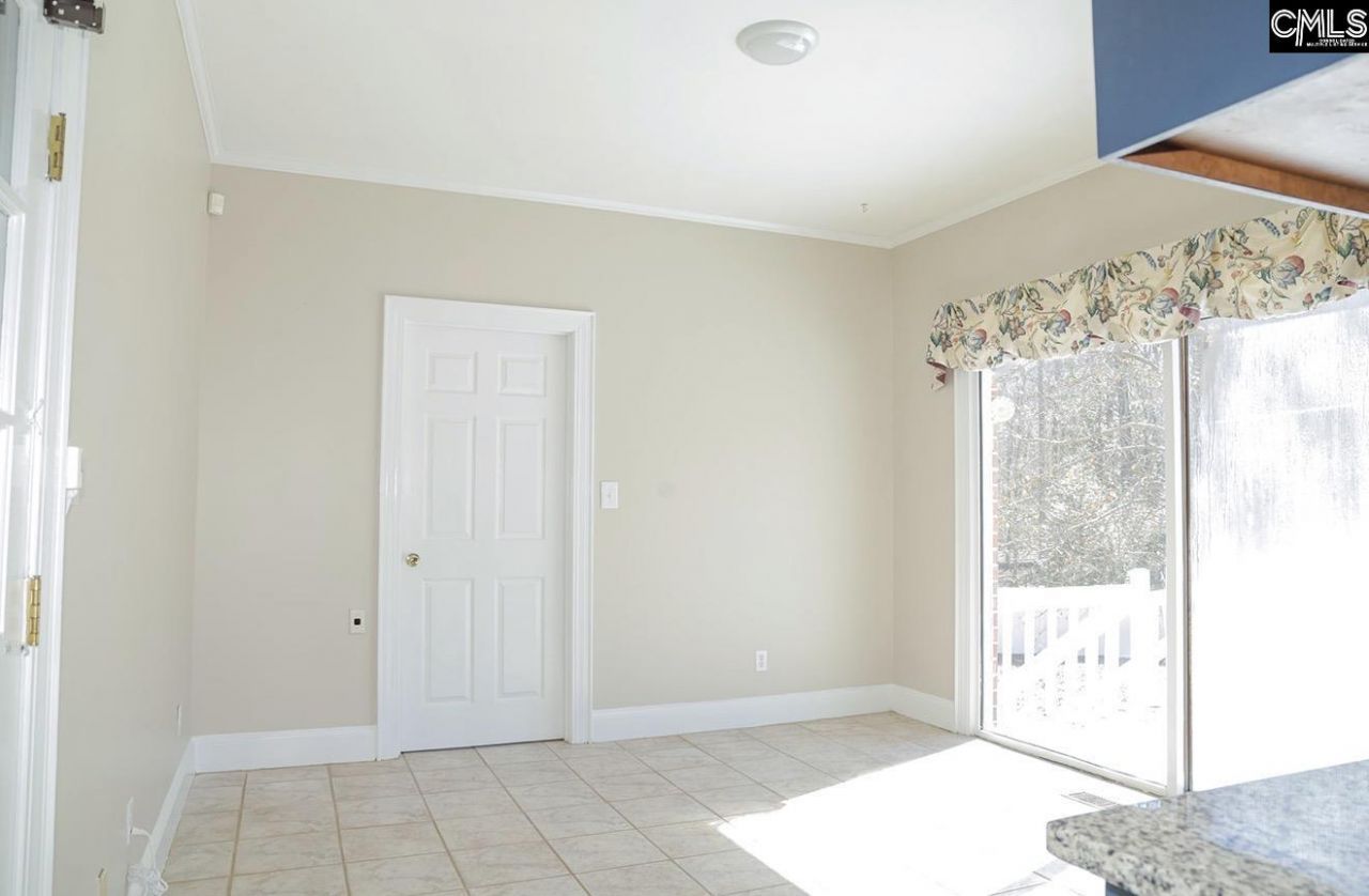 1560 Lee Boulevard Photo 23