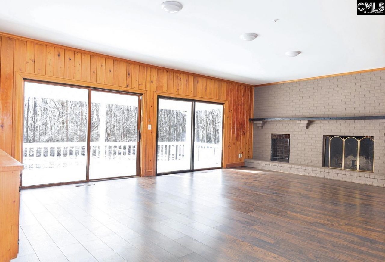 1560 Lee Boulevard Photo 37