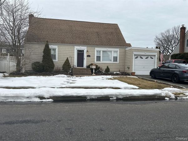95 Clark Avenue, Massapequa, NY 11758