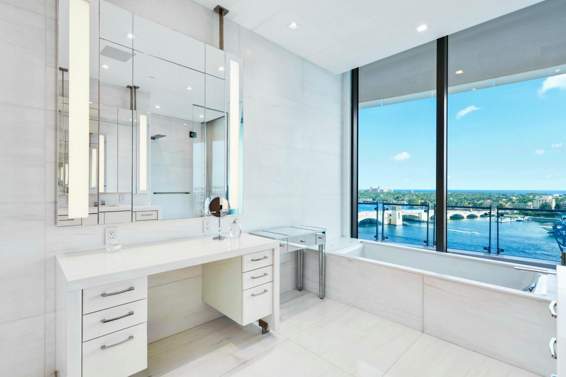 1100 S Flagler Drive, Unit 1101, West Palm Beach, FL 33401 Photo