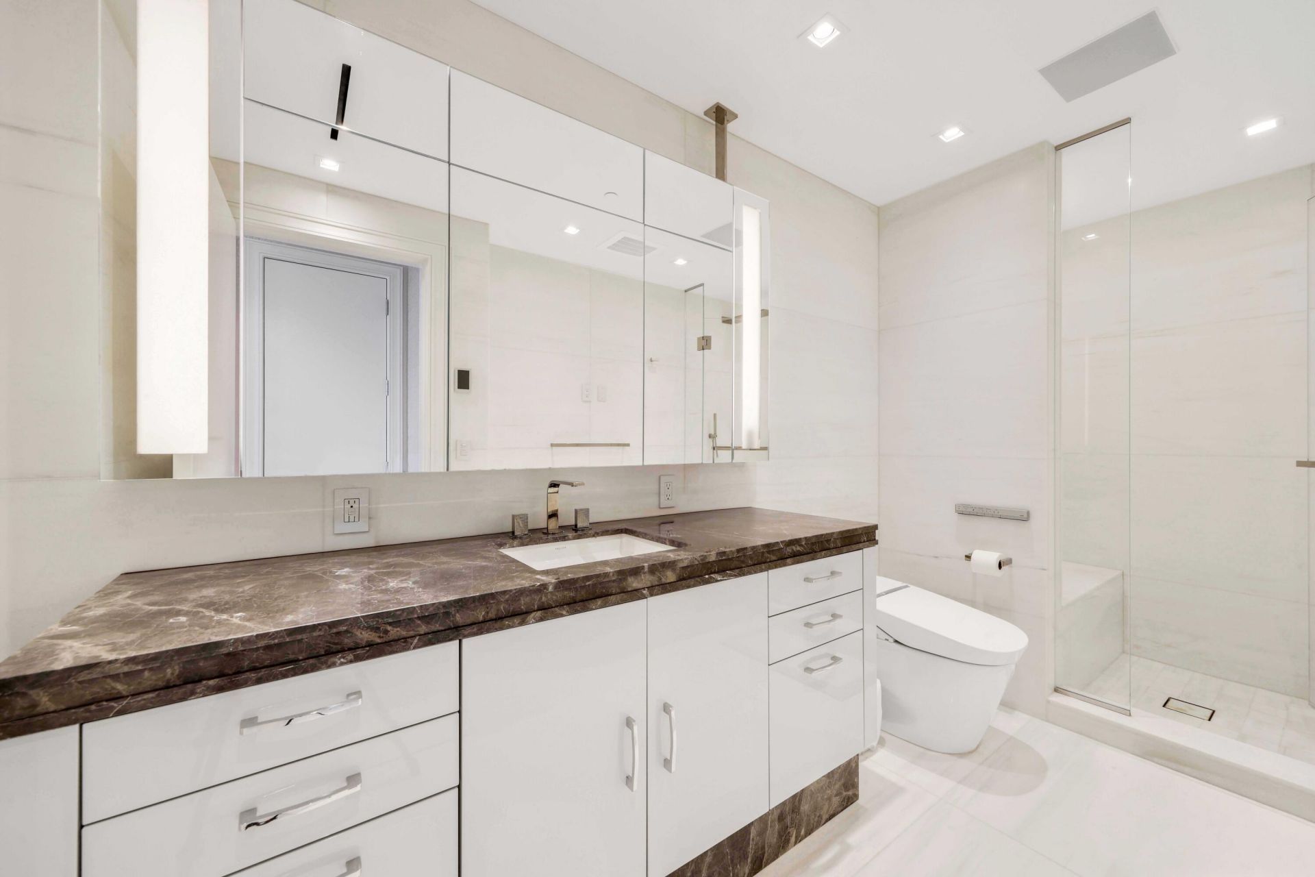 1100 S Flagler Drive, Unit 1101, West Palm Beach, FL 33401 Photo