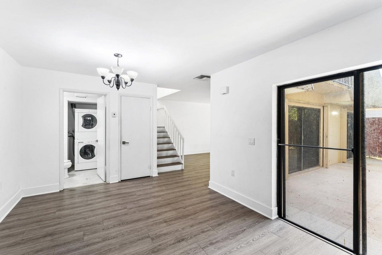 1700 Embassy Drive, Unit 708, West Palm Beach, FL 33401 Photo