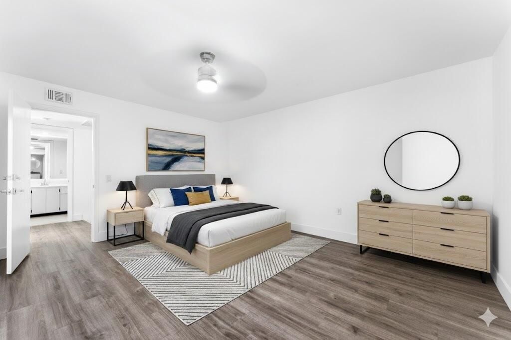 1700 Embassy Drive, Unit 708, West Palm Beach, FL 33401 Photo