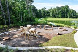 321 Bluebell Way photo 4