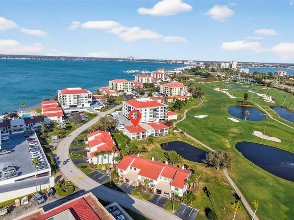 6210 SUN BOULEVARD, Unit 112, ST PETERSBURG, FL 33715