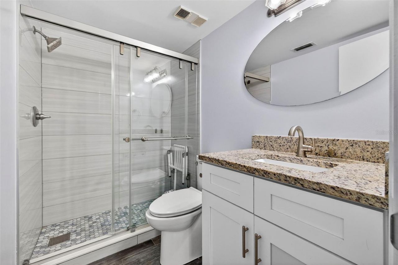 6210 Sun Boulevard, Unit 112, Saint Petersburg, FL 33715 Photo