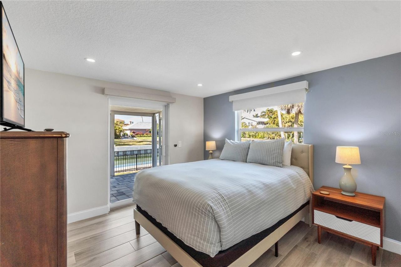 765 Saint Judes Drive N, Longboat Key, FL 34228 Photo