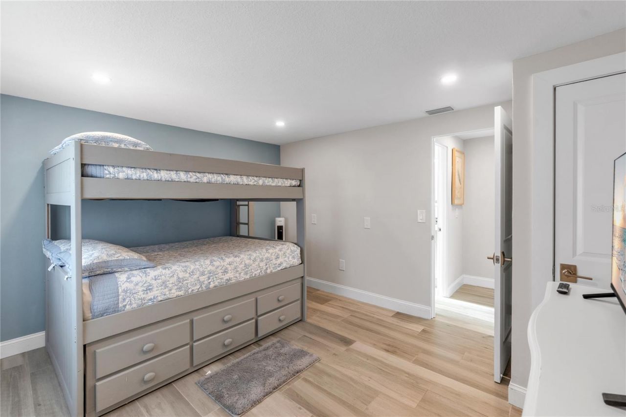 765 Saint Judes Drive N, Longboat Key, FL 34228 Photo