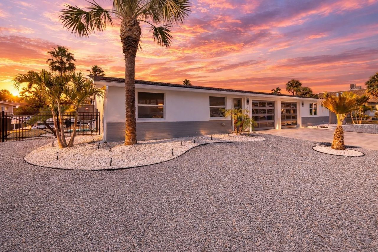 765 Saint Judes Drive N, Longboat Key, FL 34228 Photo