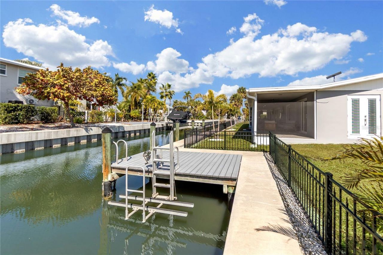 765 Saint Judes Drive N, Longboat Key, FL 34228 Photo