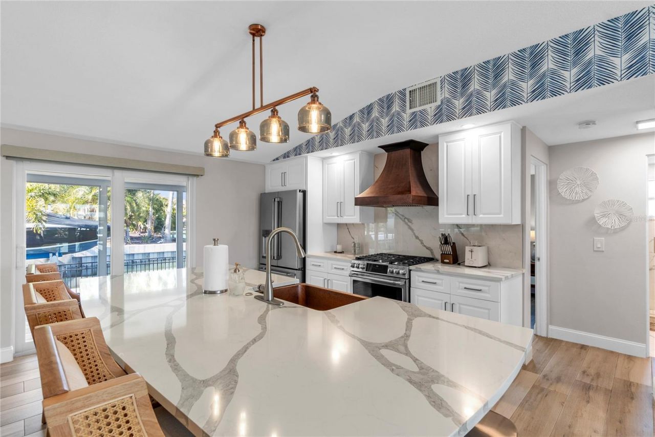 765 Saint Judes Drive N, Longboat Key, FL 34228 Photo