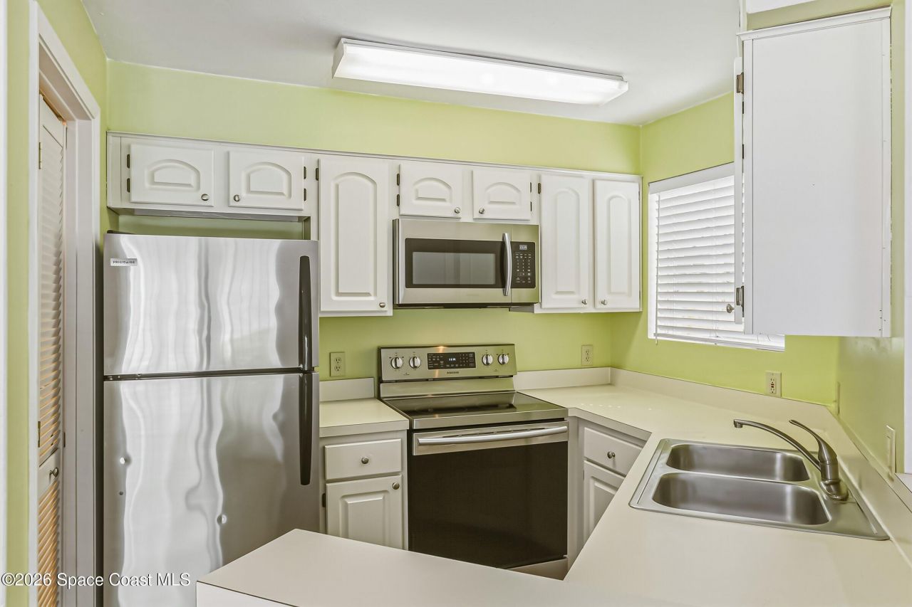 1951 Island Club Drive, Unit 37, Indialantic, FL 32903 Photo