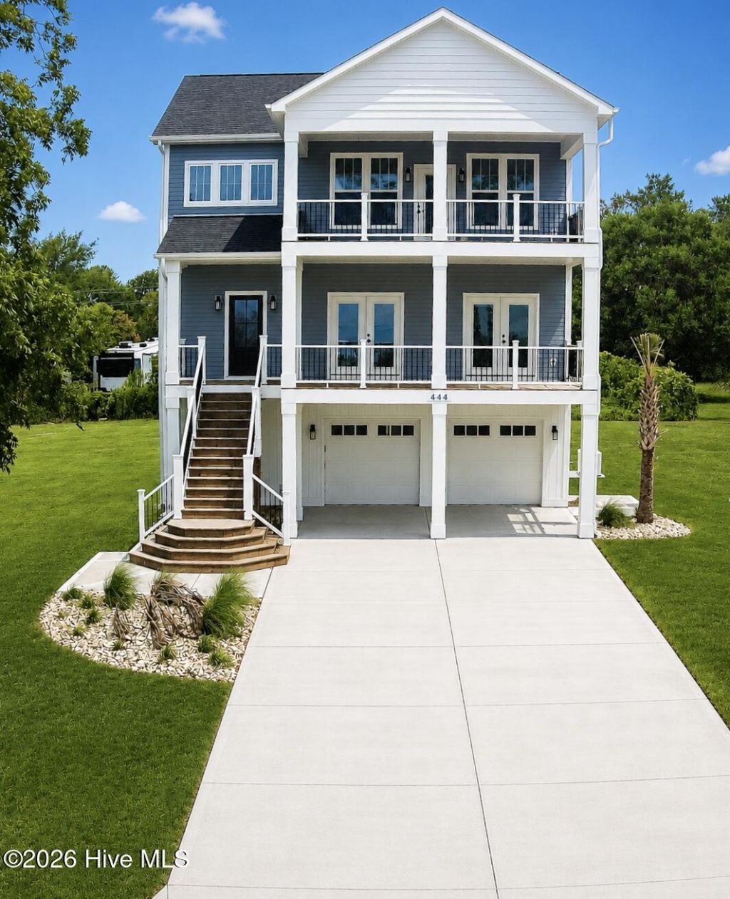 444 Pearson Circle, Newport, NC 28570 Main Photo