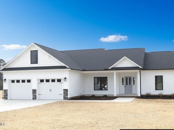 628 Tart Town Road, Dunn, NC 28334