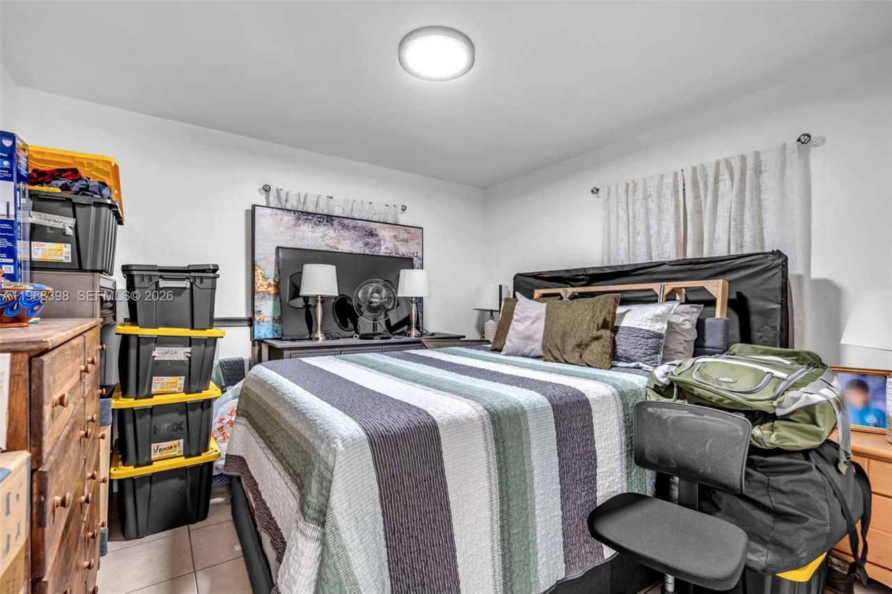 3364 NW 51st Ter, Miami, FL 33142 Photo