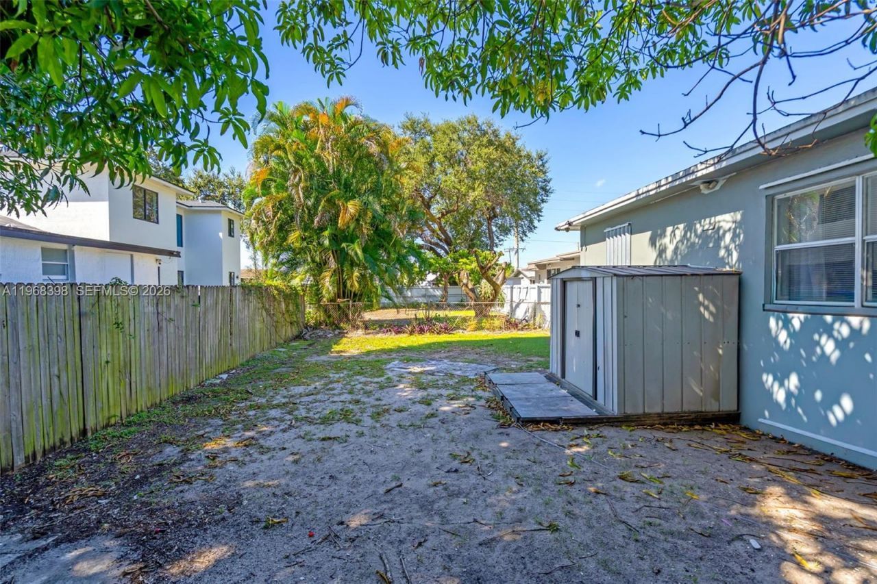 3364 NW 51st Ter, Miami, FL 33142 Photo