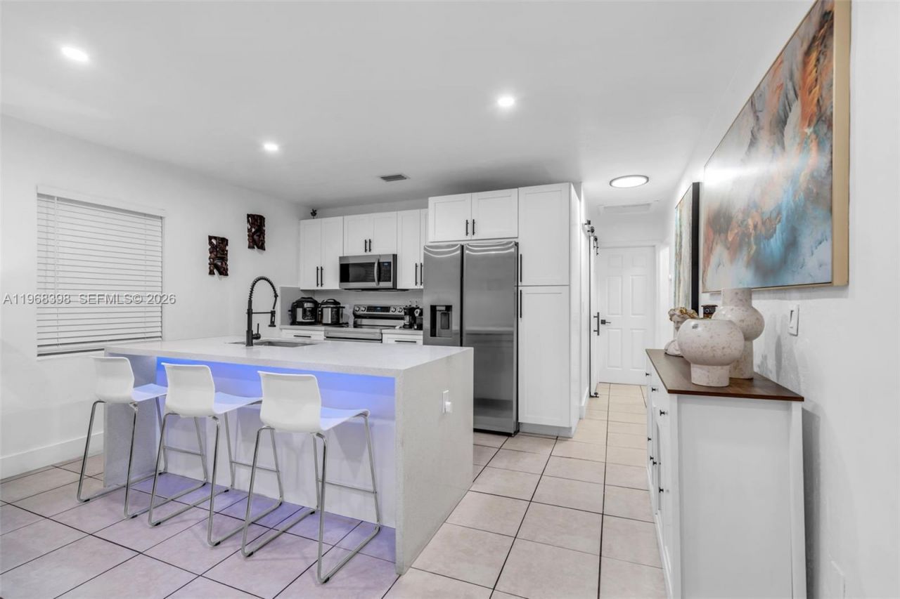 3364 NW 51st Ter, Miami, FL 33142 Photo