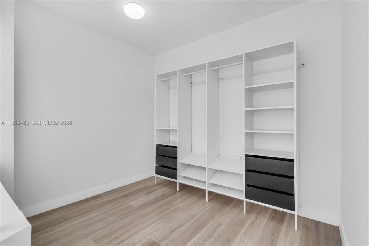 1769 Wa Kee Na Dr, Miami, FL 33133 Photo