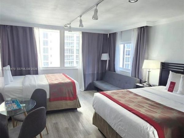 19201 Collins Ave , Unit 1126, Sunny Isles Beach, FL 33160