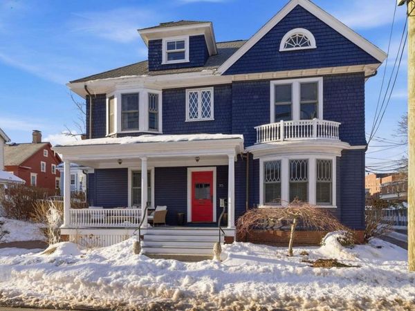 115 Court Street, Portsmouth, NH 03801