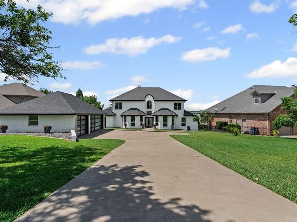 105 Lakeside Drive, Malakoff, TX 75148