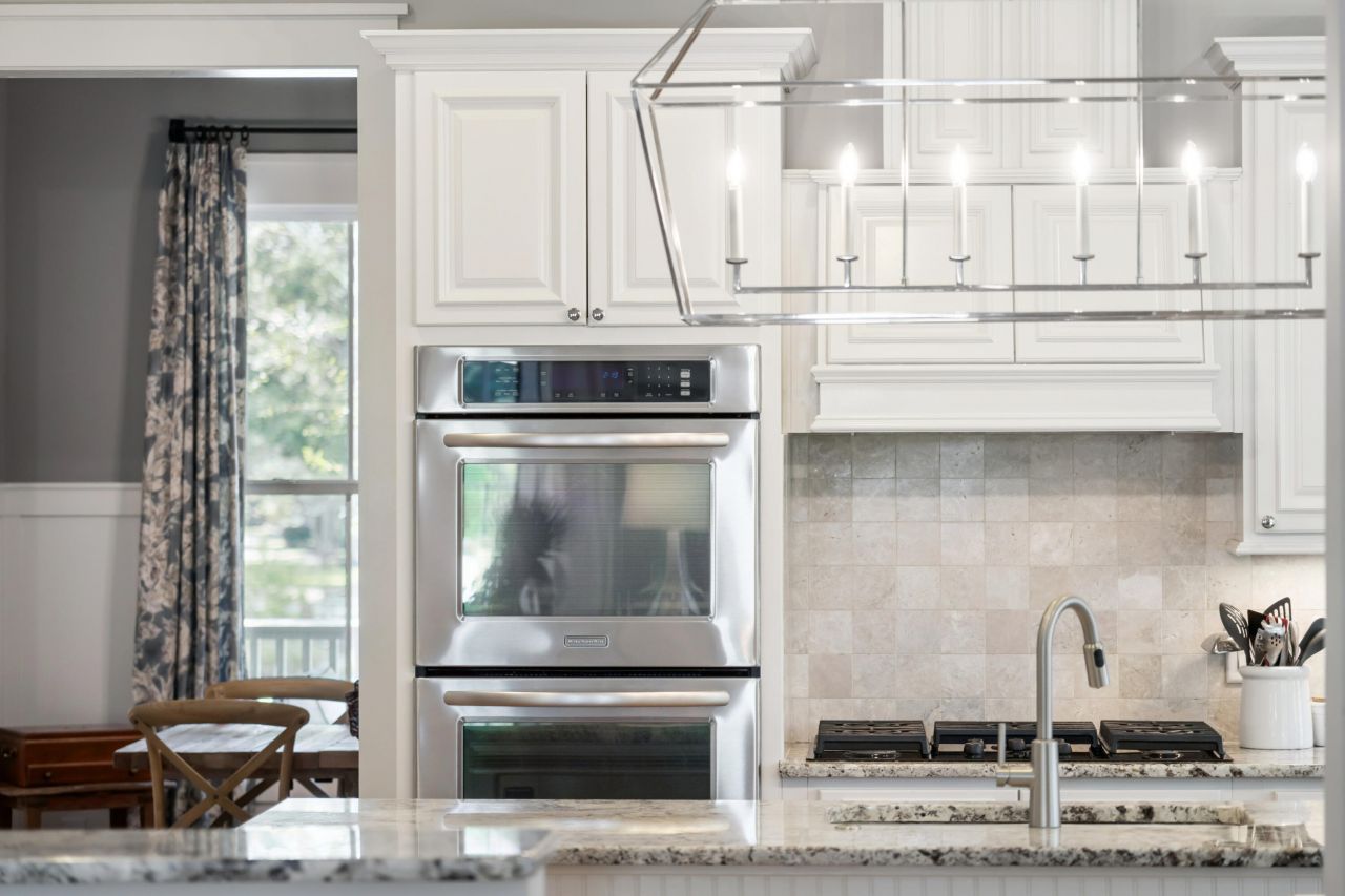 396 Evian Way Photo 17