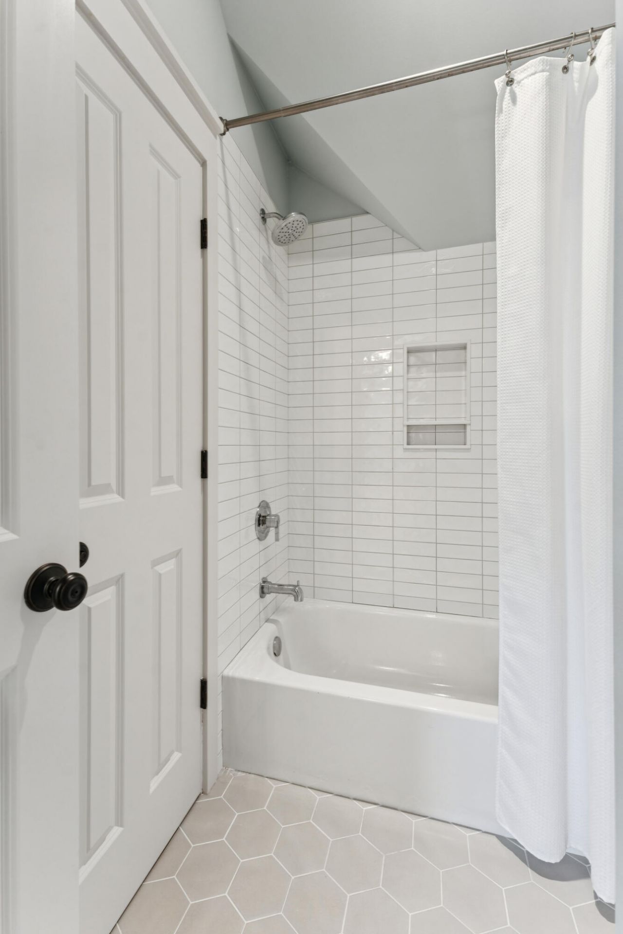 396 Evian Way Photo 48