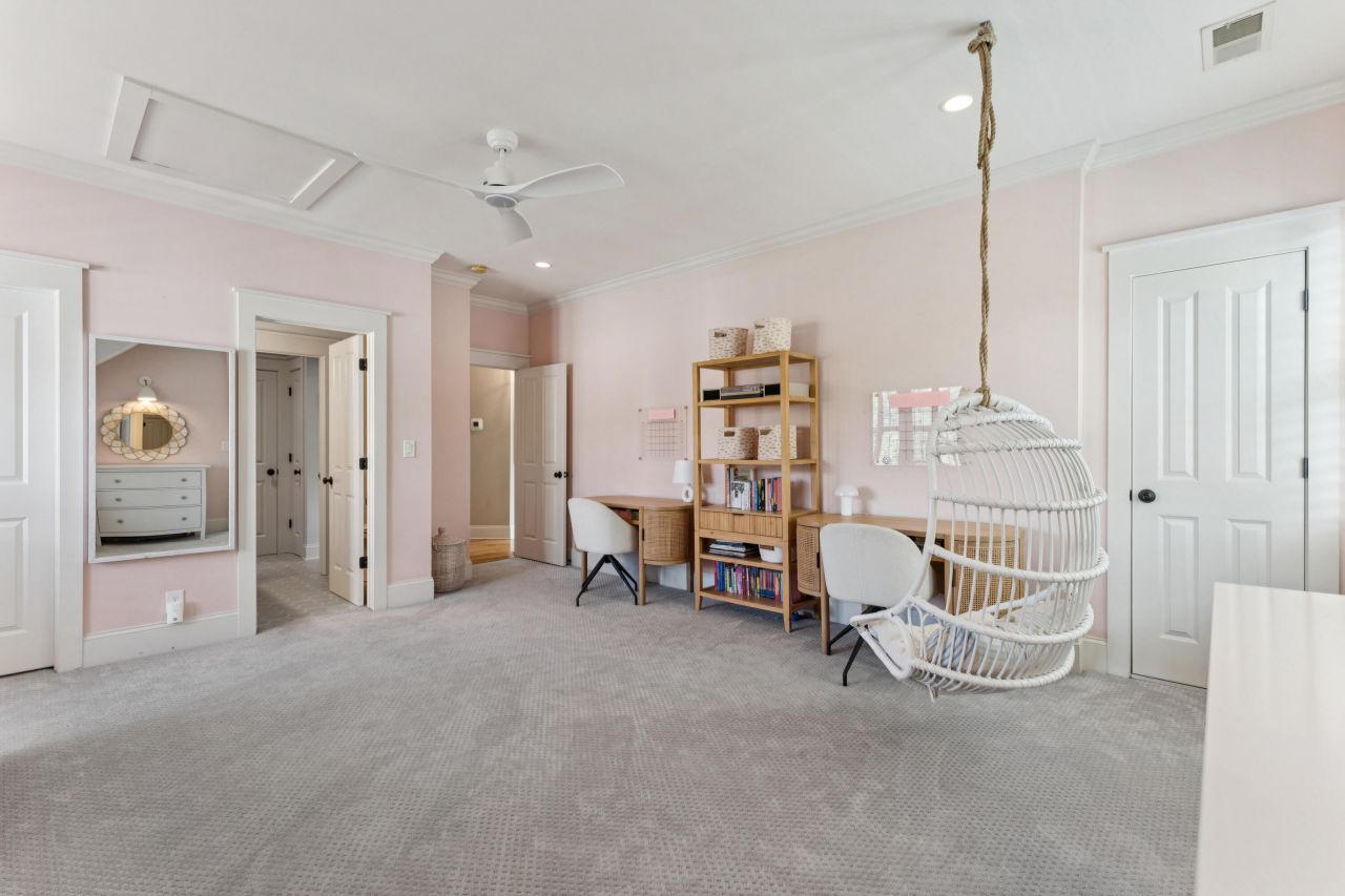 396 Evian Way Photo 51